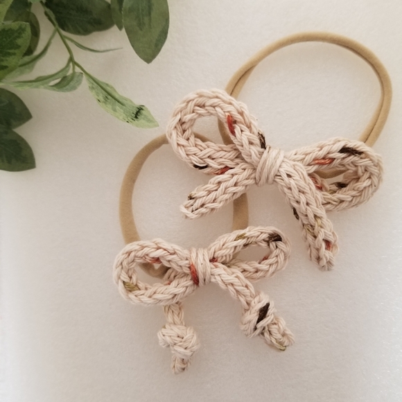 Other - Knitted headband Bows
